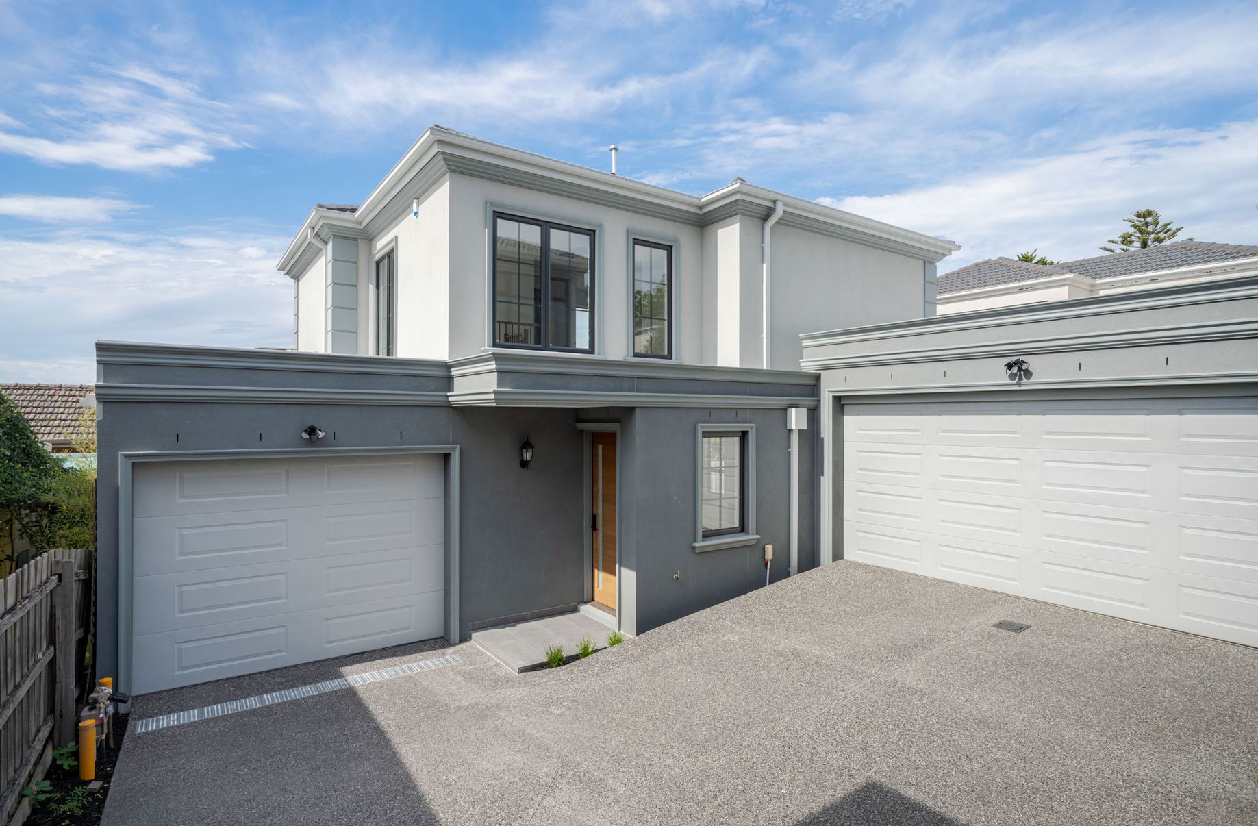 2 / 9 Lexton Road, Box Hill North