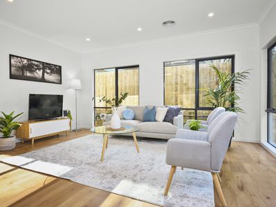 3a Dunrossil Drive, Kilsyth