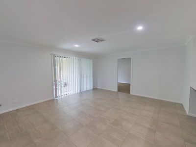 33 Boyd Ave, Dubbo
