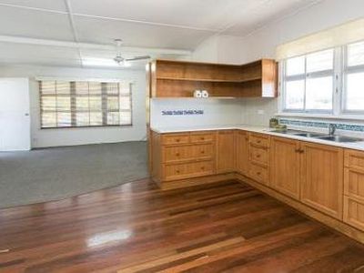 19 Ocean Street, Torquay