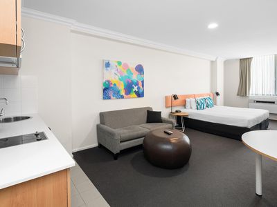 421 / 305 Murray Street, Perth