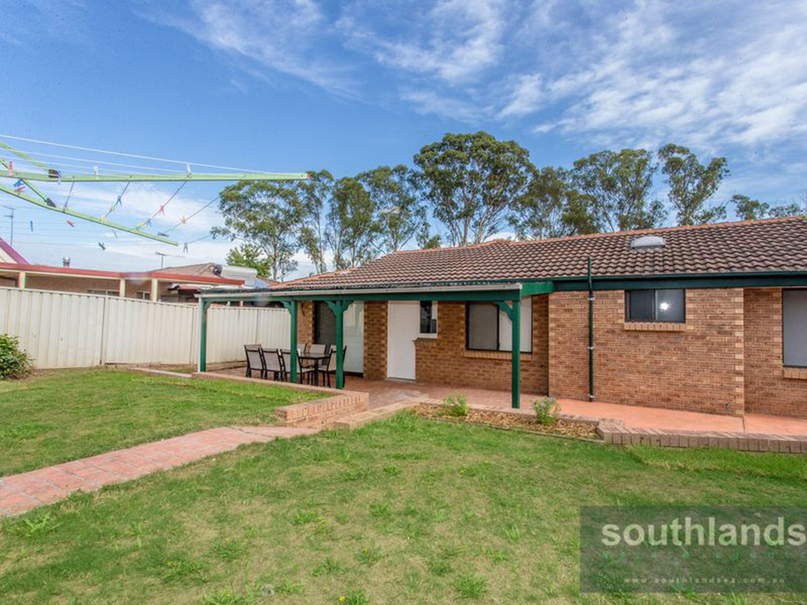 16 Dilga Crescent, ERSKINE PARK