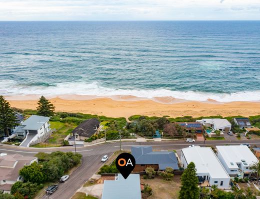 Sensational Beachside Living!