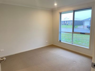 6 Glen Ayr Avenue, Cliftleigh