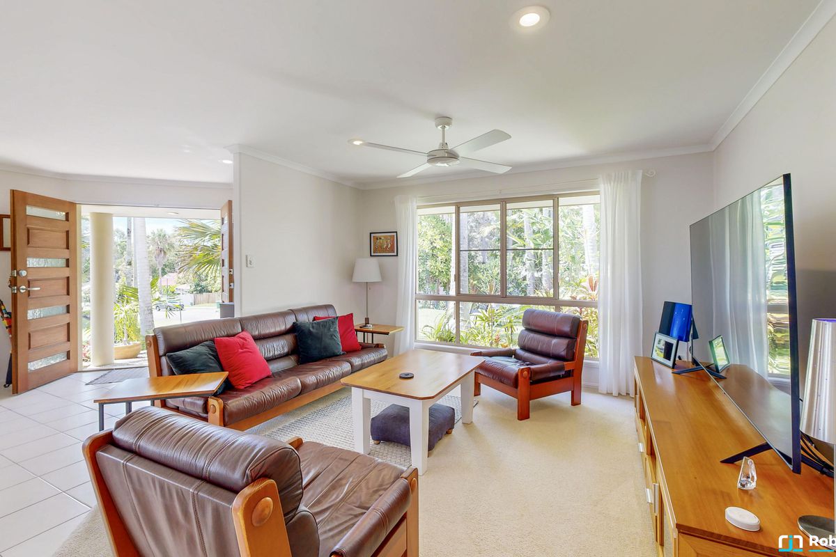 1 Donovan Ct, Tewantin