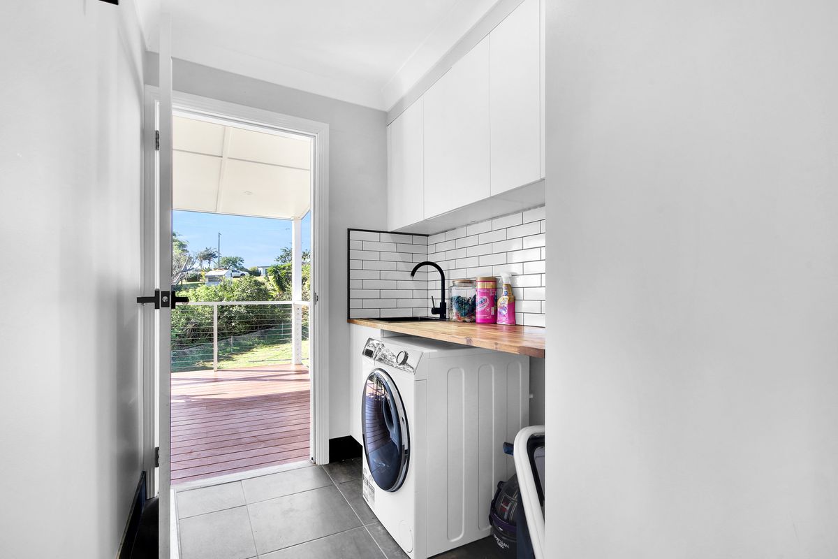 28 Thomson Parade, Dalmeny