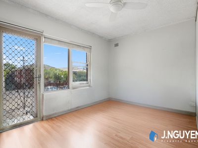 2 / 14 Denman Avenue, Wiley Park