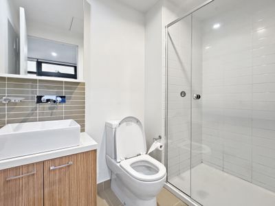 1809 / 8 Sutherland Street, Melbourne