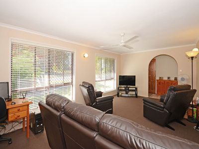 8 Maryanne Court, Point Vernon
