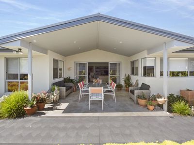 9 Carriage Way, Milton