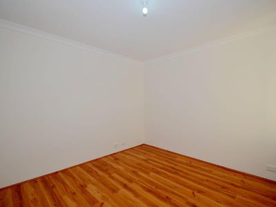1 / 289 Wharf Street, Queens Park