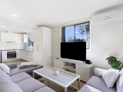 18 & 18a Neriba Crescent, Whalan