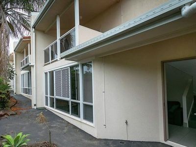 2 / 184 Torquay Road, Scarness