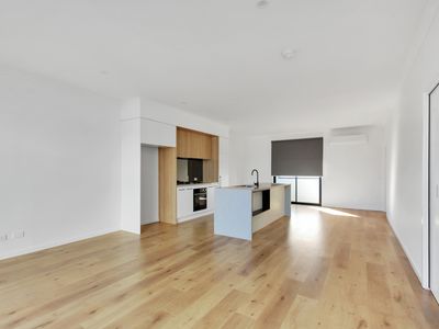 8 Wetland Drive, Williamstown