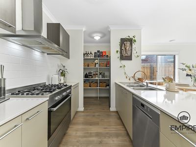 12 Pienza Road, Clyde