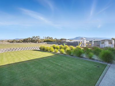 39 Lachlan Court, Brighton