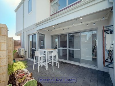 34 Hirundo Bend, Tapping