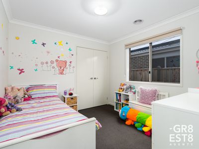 14 RED CAP DRIVE, Cranbourne West