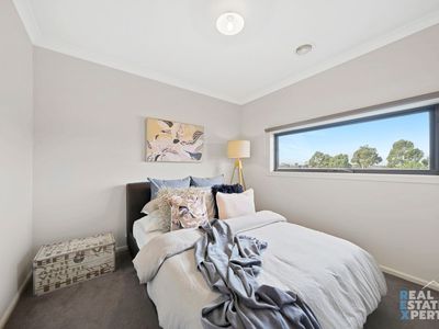 40 Pyrenees Road, Clyde