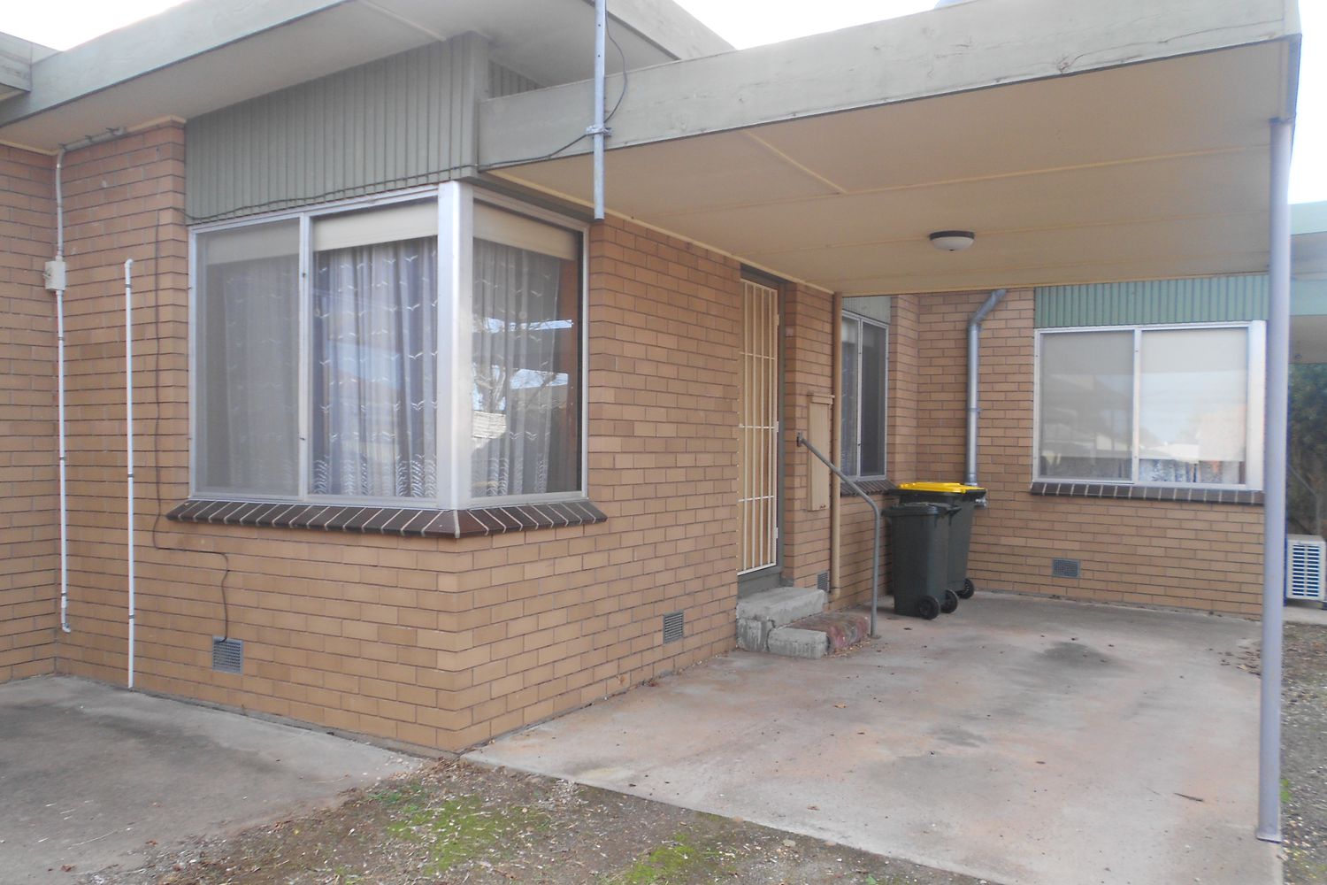 3 / 5 Smith Street, Horsham