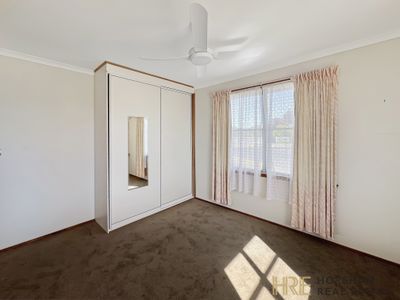 4 Bleakley Street, Horsham