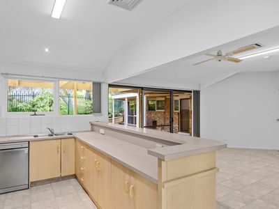 4 / 1 Park Ave, Urrbrae