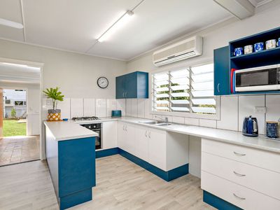 218 Toogood Road, Bayview Heights