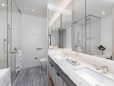 217 West 57th Street, New York, NY, International