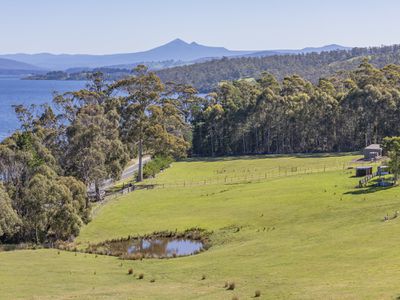 5326 Channel Highway, Gordon