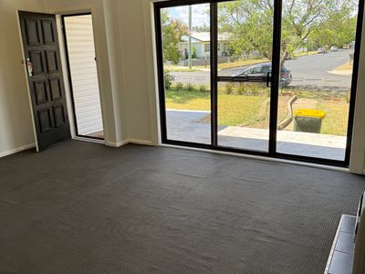 3 Hooley Street, Parkes
