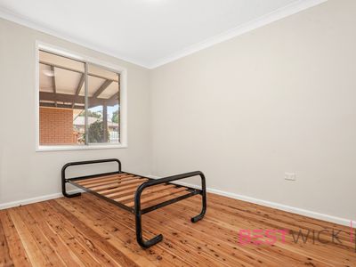 14 Wakehurst Place, West Bathurst