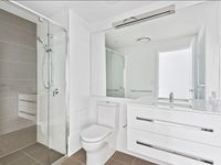 31202  / 300 Old Cleveland Road, Coorparoo