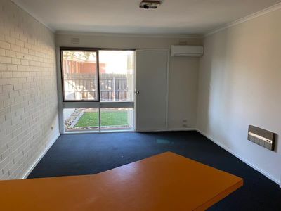 2/4 Vera Street, Werribee
