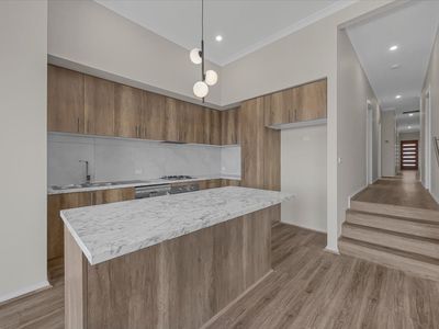 37 Craft Street, Officer