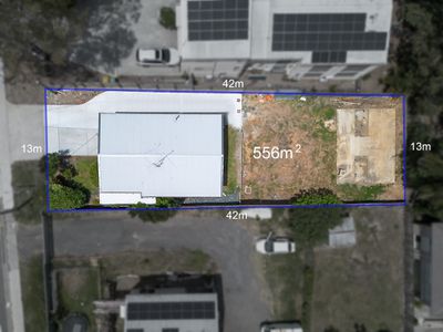 11 Nerang Broadbeach Road, Nerang