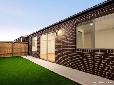 16 Sesame Street, Fraser Rise