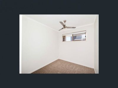 2 / 5 Jovi Court, Scarness