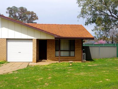 10B Greenway Place, Dubbo