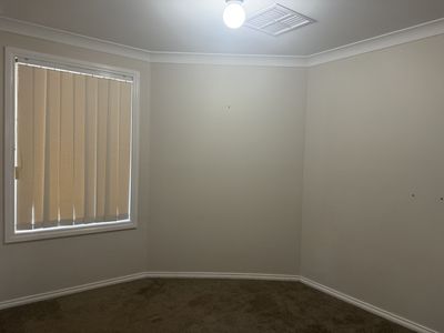 7 Cobden Place, Parkes