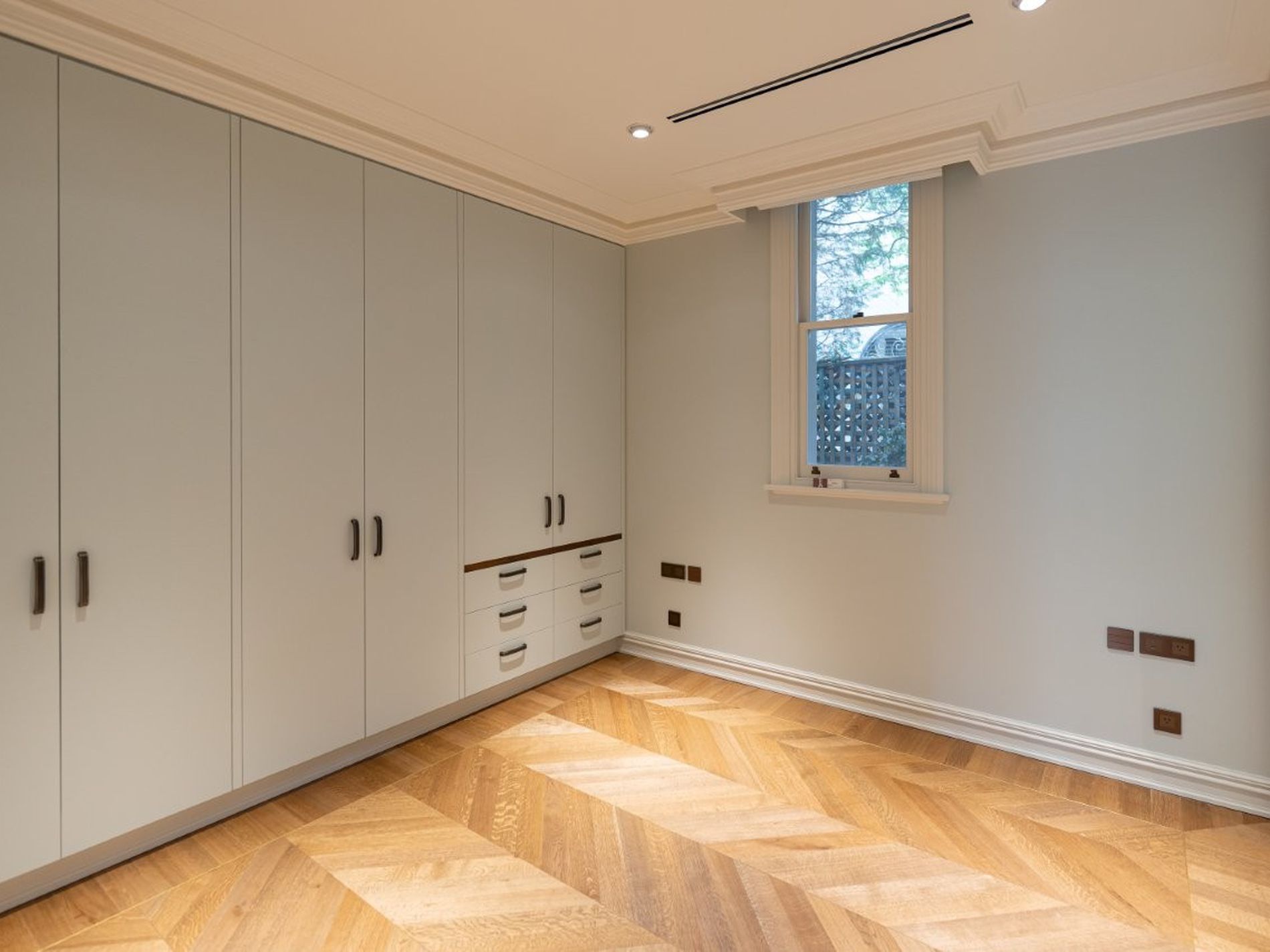 2 / 147 Darling Point Road, Darling Point