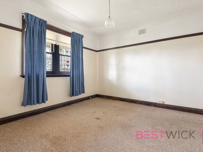 37 Carcoar Street, Blayney