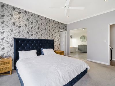 51 Mattingleys Approach, Burns Beach