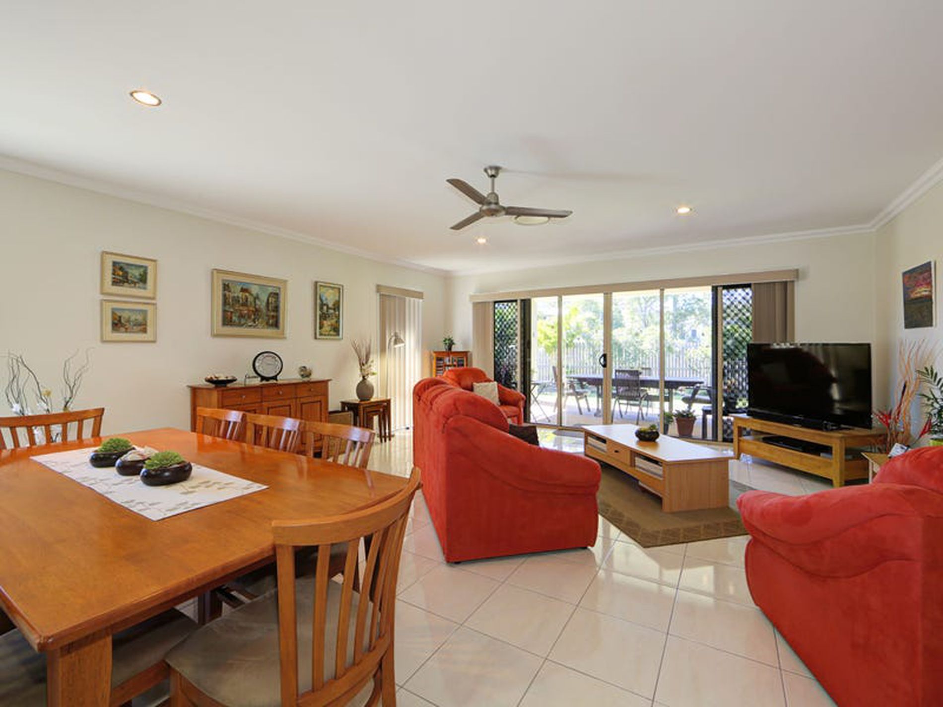 12 Honeyeater Ct, Woodgate