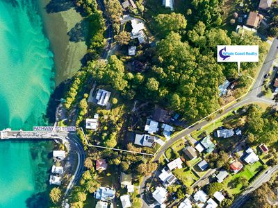 19 Hillcrest Avenue, North Narooma
