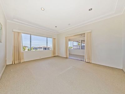 134 Coreen St, Wynnum