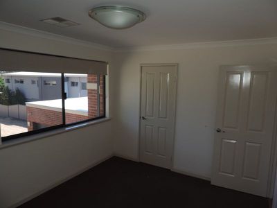28 Collins Street, Yokine