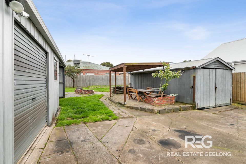 39 Dorothy Avenue, Belmont