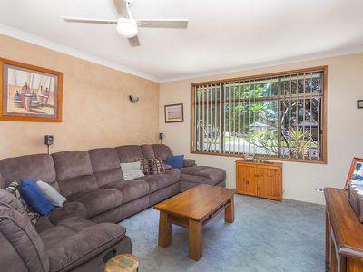1 Laurel Street, Albion Park Rail