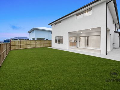 42 Saltcoats Road, Clyde North