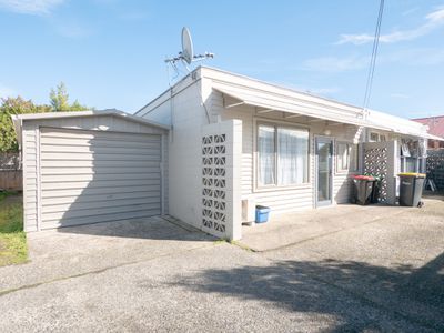 C / 28 Hargest Crescent, St Kilda